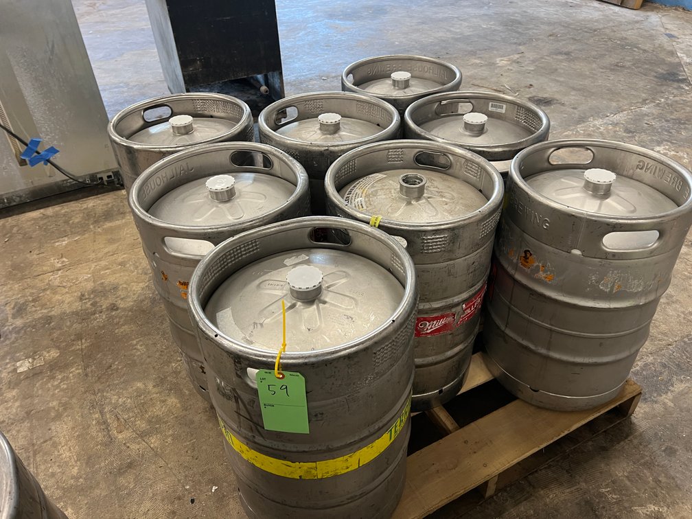 (8) 1/2bbl Kegs