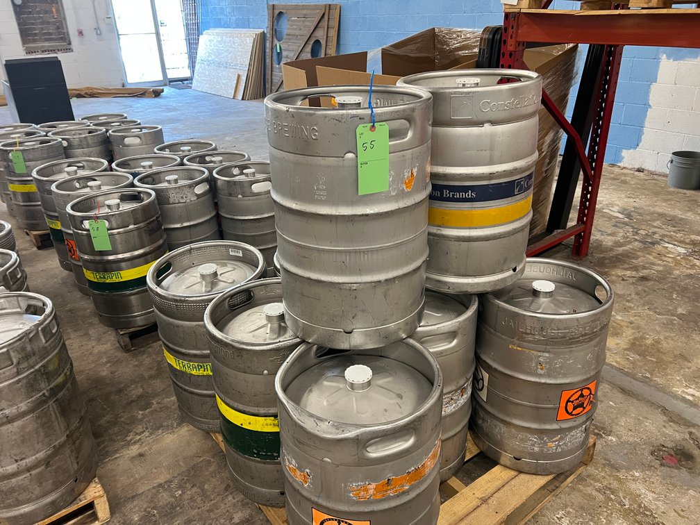 (10) 1/2bbl Kegs