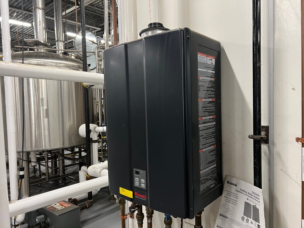 RINNAI Natural Gas Water Heater
