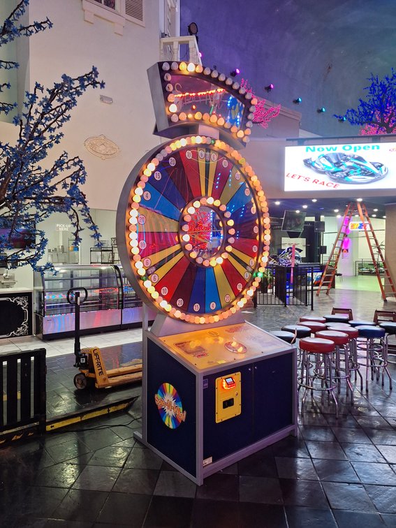 SKEE BALL INC. - Spin-N-Win Arcade Game