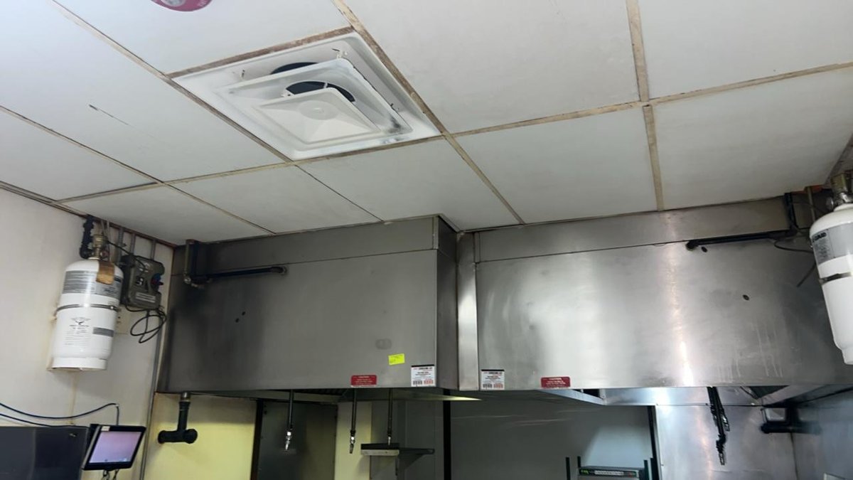 Stainless Vent Hood with Range Guard Fire Supression System