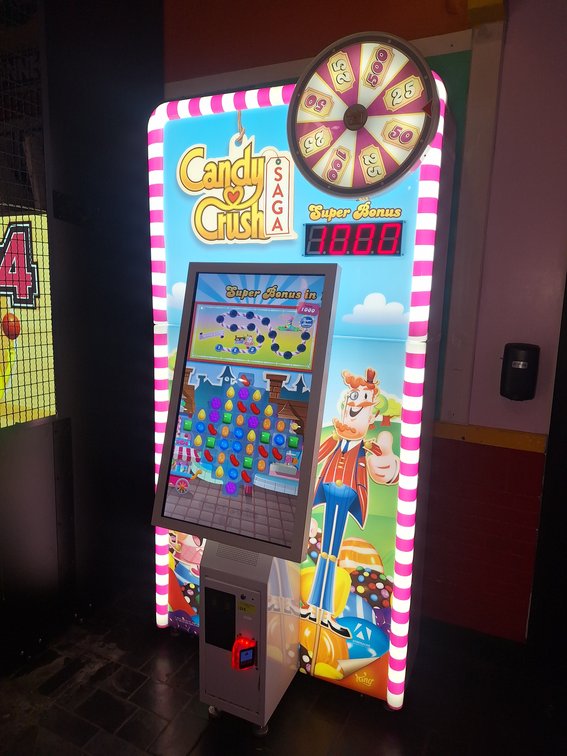 ADRENALINE AMUSEMENTS - Candy Crush Saga Arcade Game