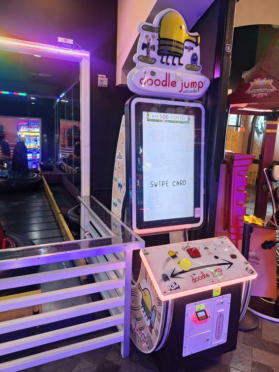 ICE - Doodle Jump Arcade Game