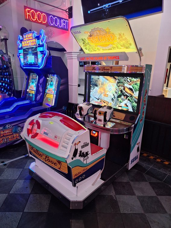 SEGA - Let's Go Island Arcade Game