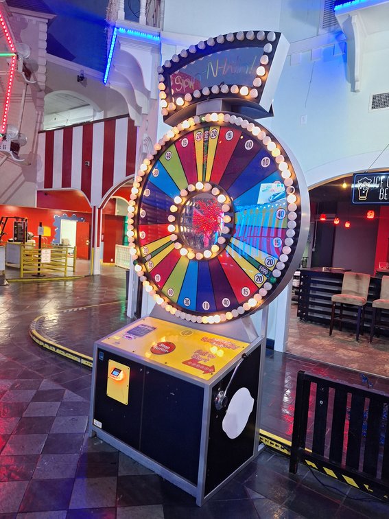 SKEE BALL INC. - Spin-N-Win Arcade Game
