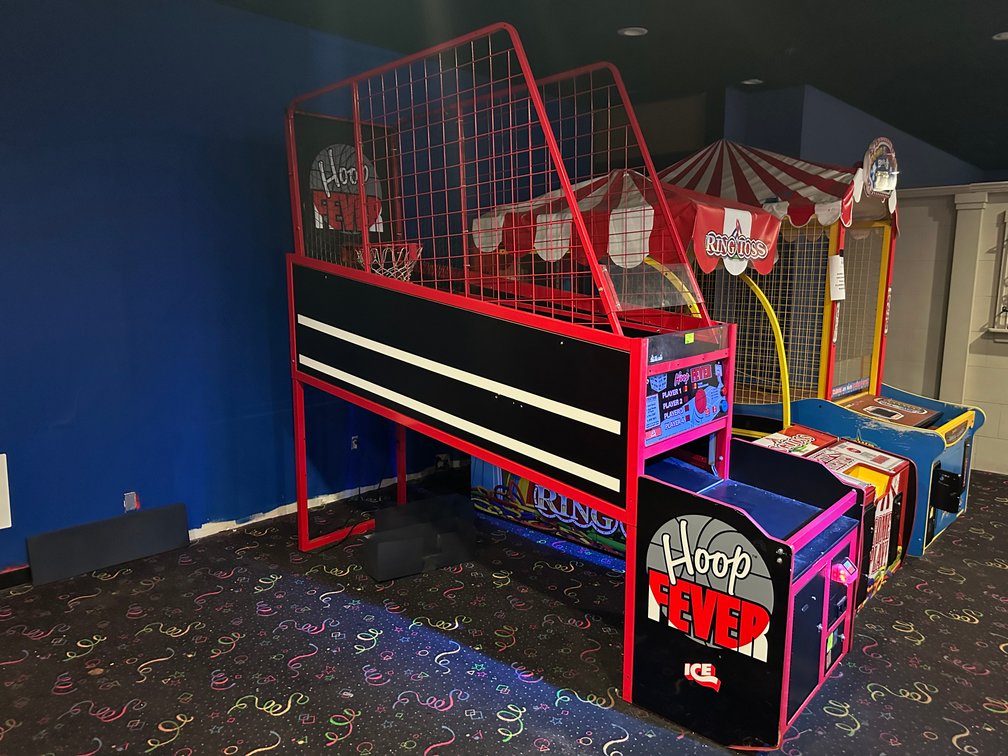 ICE, INC. - Hoop Fever Basketball Arcade Game