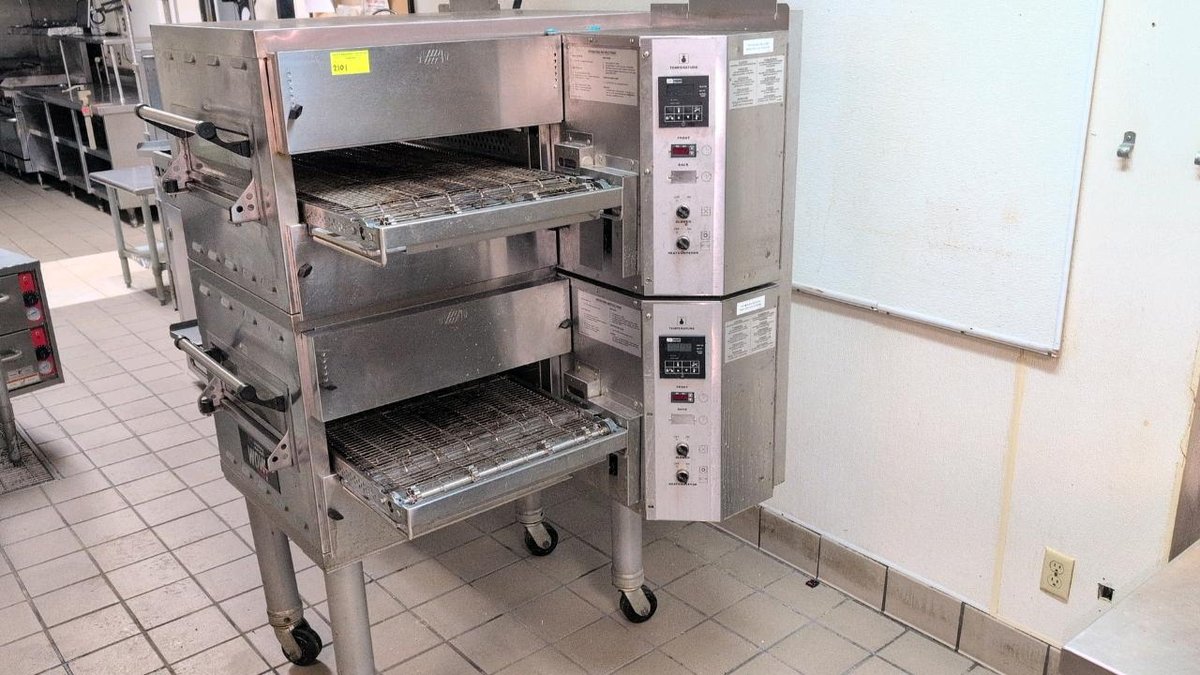 MIDDLEBY MARSHALL Electric Impinger Double Pizza Oven