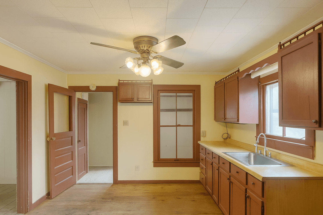 Image for 1135 S Pear St, Havana, IL 62644 (Mason County)