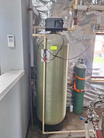 Image for PENTAIR Water Softener and Tank