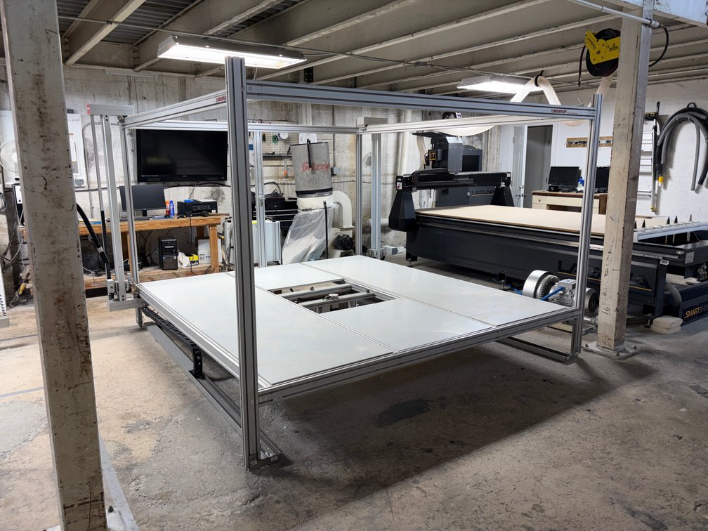 2017 MEGAPLOT CNC Hot-Wire Foam-Cutting Machine