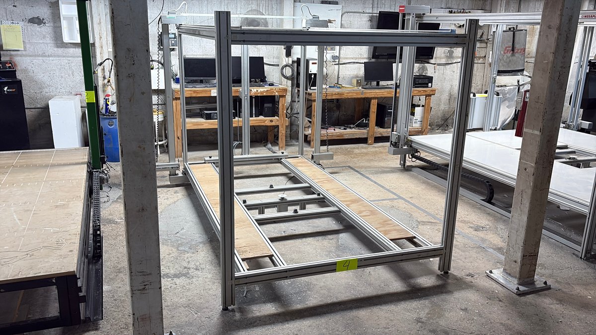 MEGAPLOT CNC Hot-Wire Foam-Cutting Machine