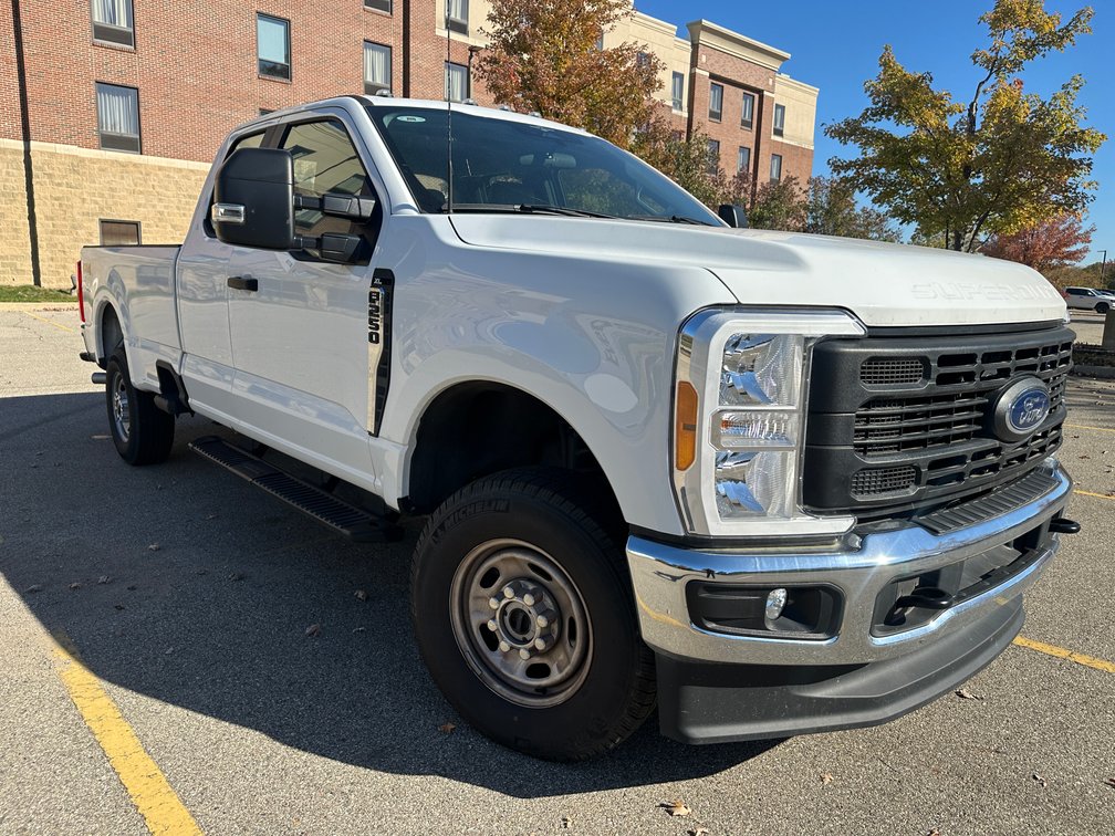 (ONLY 9K MILES) - 2023 FORD F-250 XL Super Duty 4x4, 4-Door Regular Cab, Long Bed