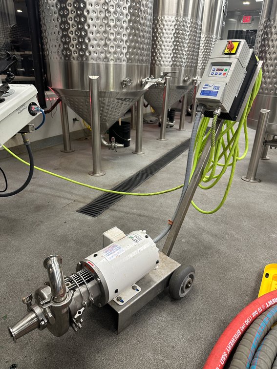 Centrifugal Pump Cart with VFD