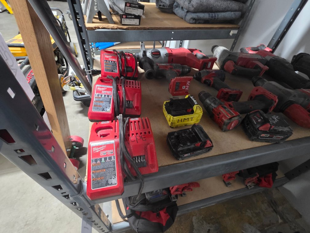 Milwaukee Cordless Power Tools and Accessories