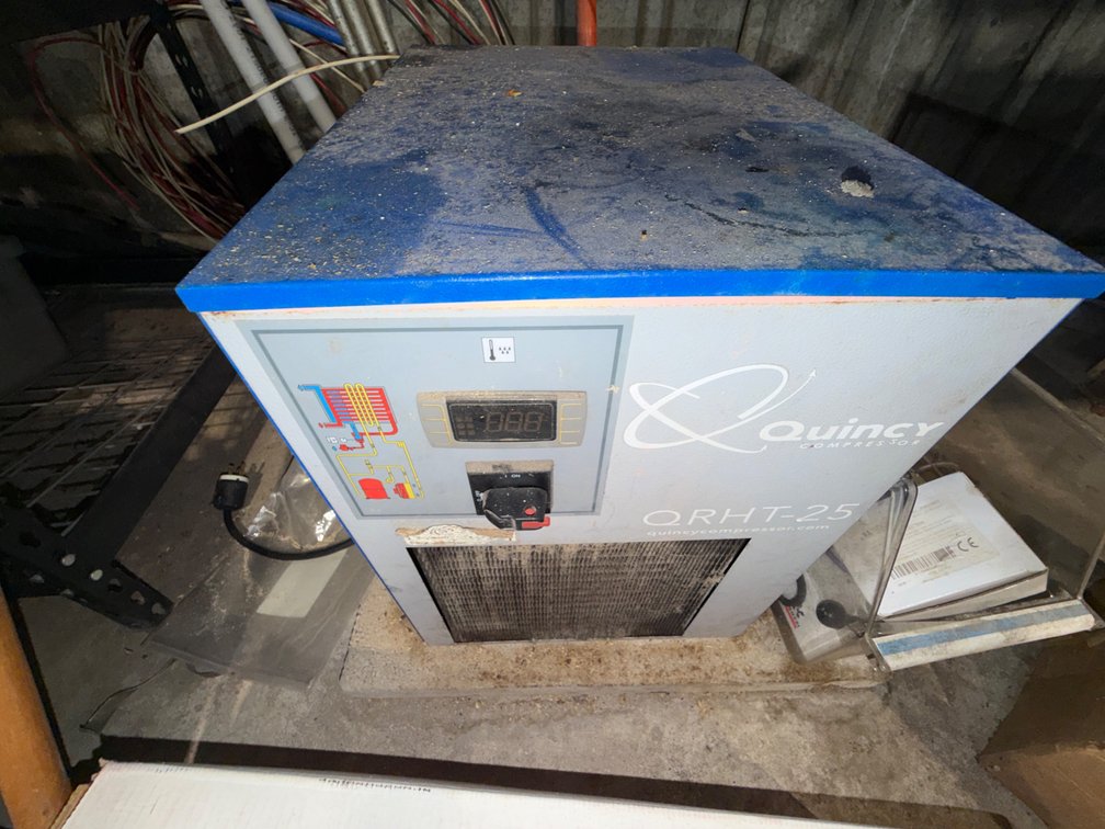 QUINCY Air Dryer