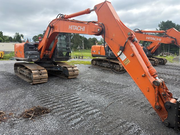 Image for 2015 HITACHI ZAXIS 160LC Hydraulic Excavator