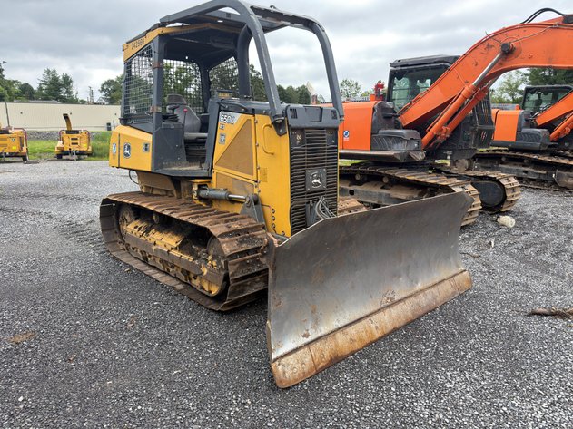 Image for 2013 JOHN DEERE 650 XLT Crawler Dozer