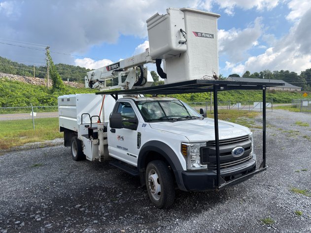 Image for 2019 FORD F550 Bucket Truck