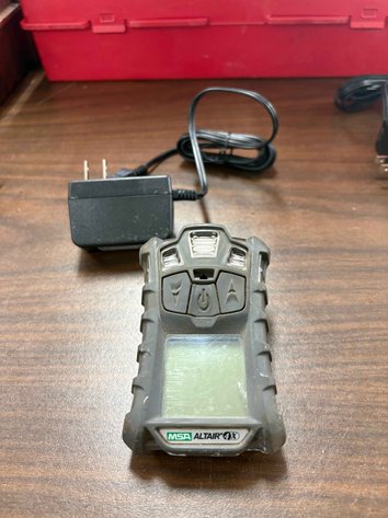 Image for MSA ALTAIR 4X with Charger