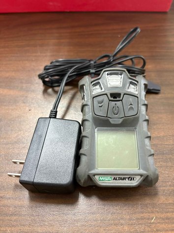 Image for MSA ALTAIR 4X with Charger