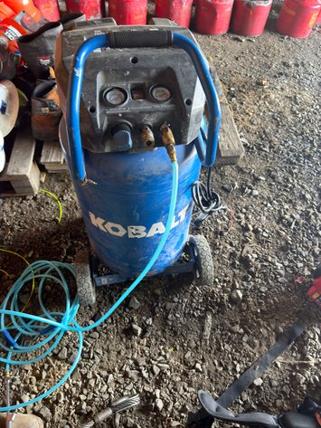 Image for KOBALT 20 Gallon Air Compressor
