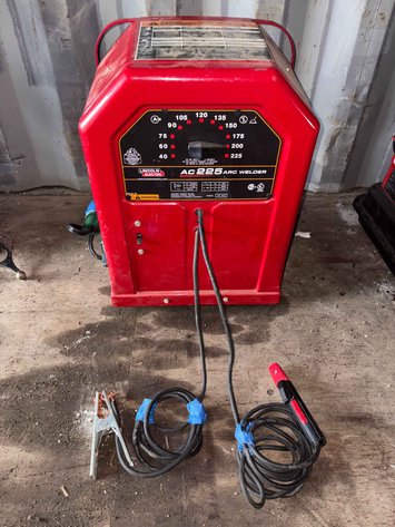 Image for LINCOLN ELECTRIC Arc Welder