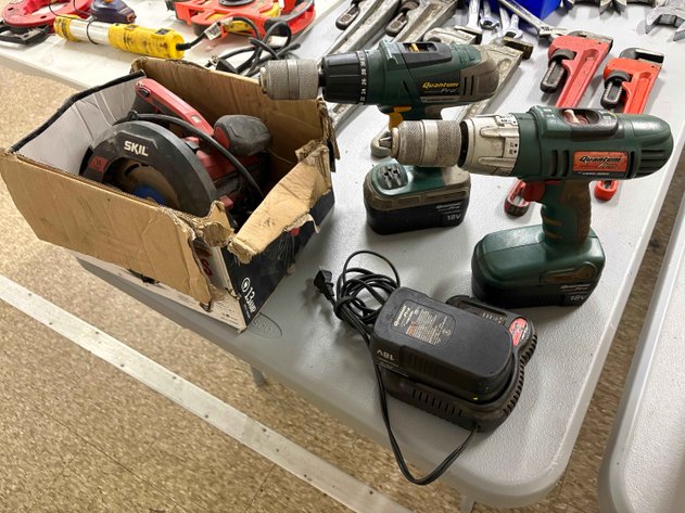 Image for (2) BLACK & DECKER Quantum Pro 18V Drills with Quantum Pro Charger & SKIL Circular Saw