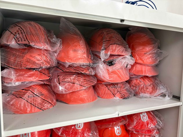 Image for (17) Delta Plus ProGuard Orange Hard Hats