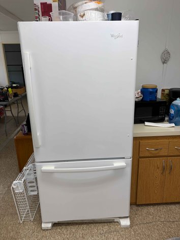 Image for (1) WHIRLPOOL Refrigerator Freezer