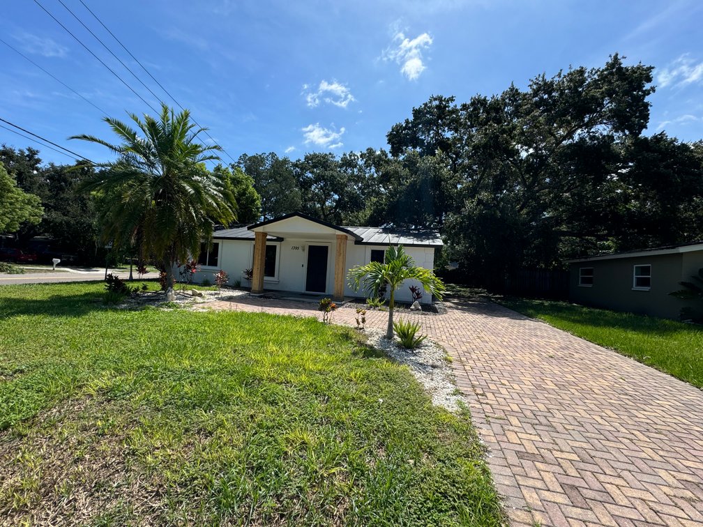 Image for 1395 Davis Rd. Dunedin