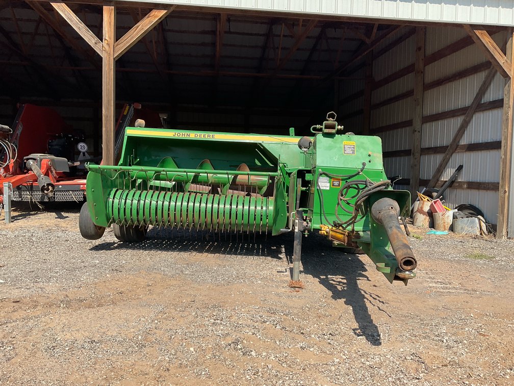 John Deer 348 Small Square Baler