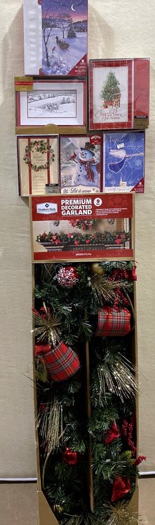 9-Foot Premium Decorated Garland and Holiday Card Lot