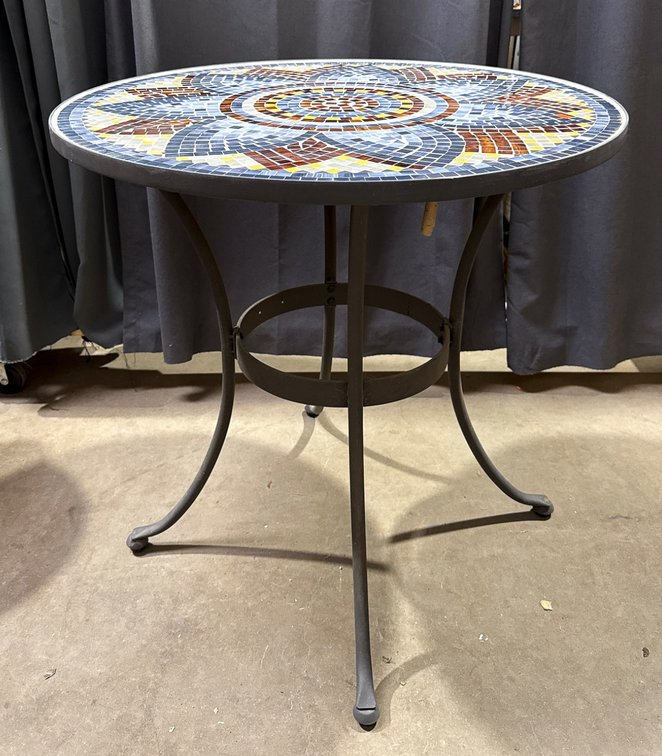 28-Inch Round Mosaic Tile Top Table with Metal Base