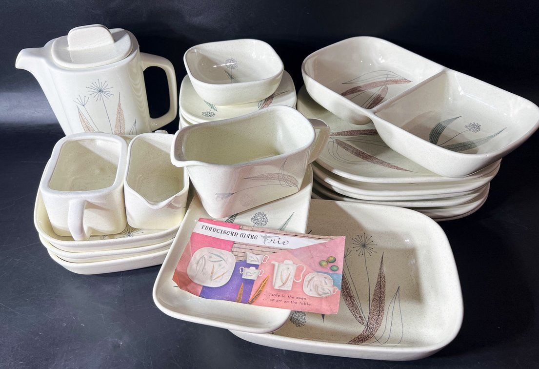 Franciscan China ‘Color Seal’ Dinnerware Set with Atomic Design