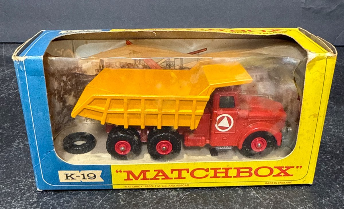 Vintage Matchbox K-19 King Size Scammell Tipper Truck in Original Box