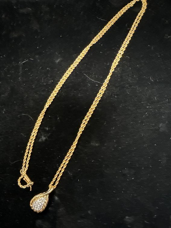 14K Gold Necklace with Diamond Pendant, 8.5 Grams