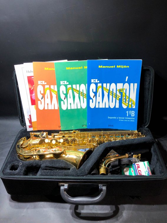Yamaha Alto Saxophone with Case