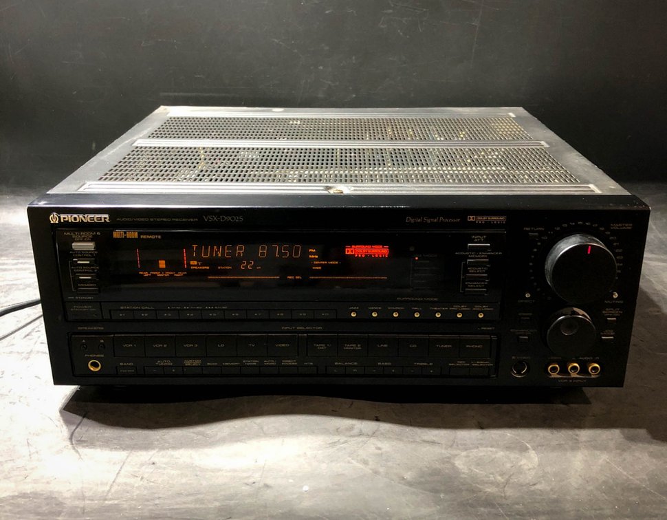 Pioneer VSX-D902S Audio/Video Stereo Receiver with Surround Sound Capabilities