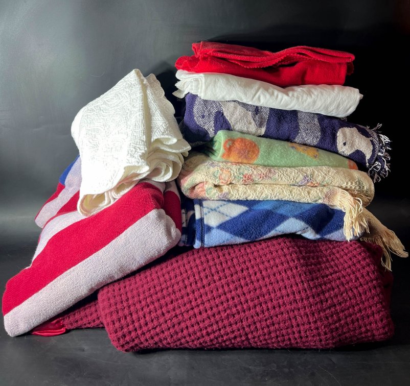 Blankets and Throws in Various Patterns