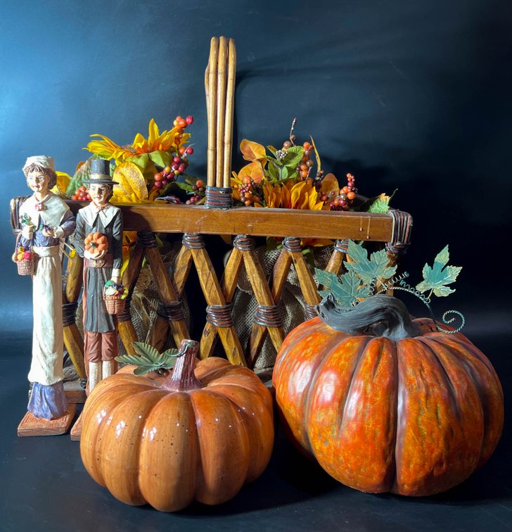 Thanksgiving-Themed Decor Set With Basket, Figurines, Pumpkins, and Sunflower Arrangements