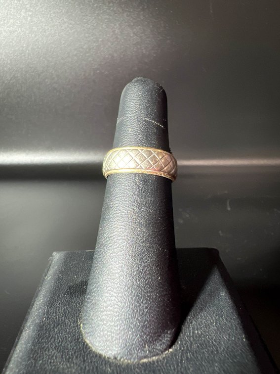 10K Gold Band, Size 6