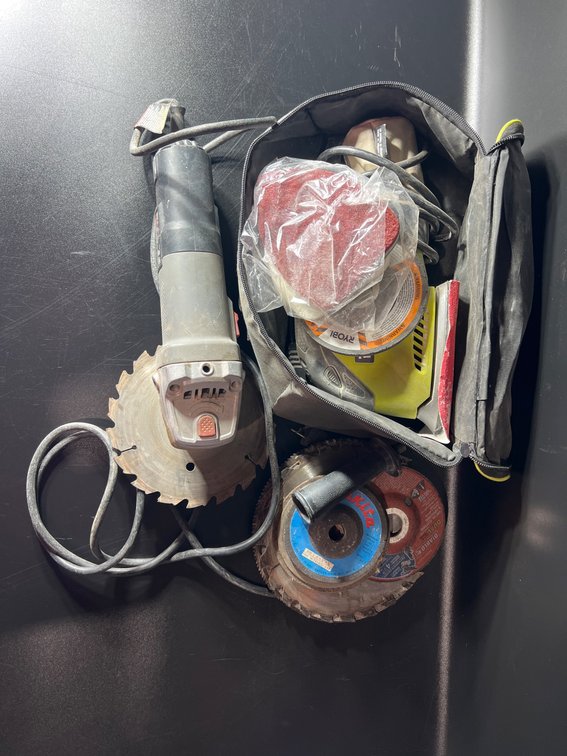 Ryobi Corner Cat Sander and Saw With Additional Blades and Accessories