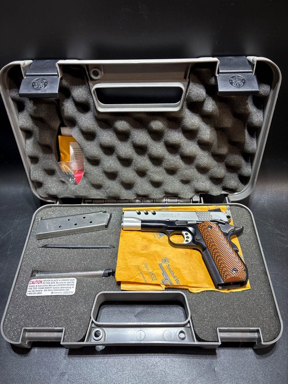 Smith & Wesson Performance Center PC1911