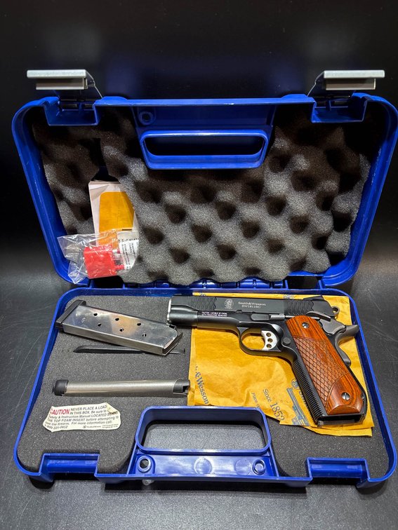 Smith & Wesson SW1911SC E-Series Pistol
