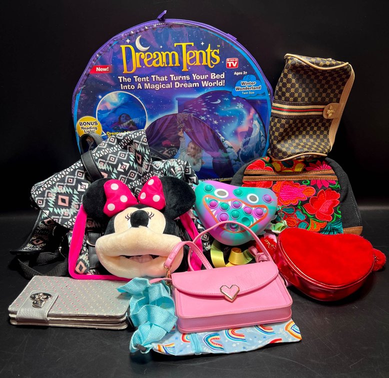 Bags, Wallet, Dream Tents Winter Wonderland Twin Size, and Plush Accessories