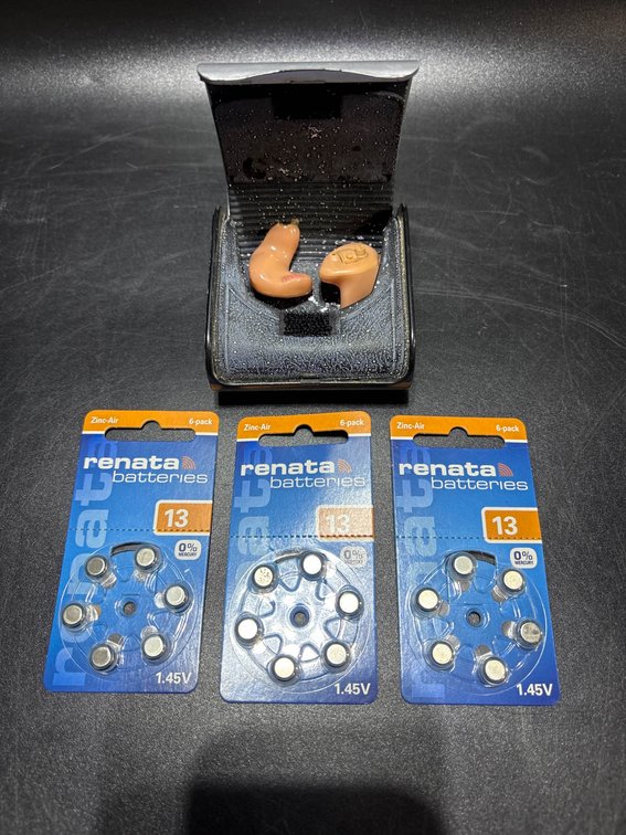 Starkey Hearing Aids with Case and Renata Batteries