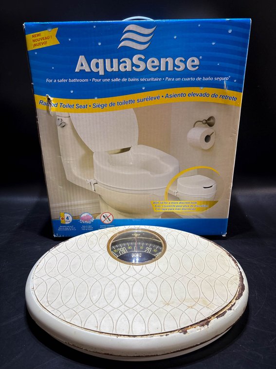 AquaSense Raised Toilet Seat and Borg Bathroom Scale Combo