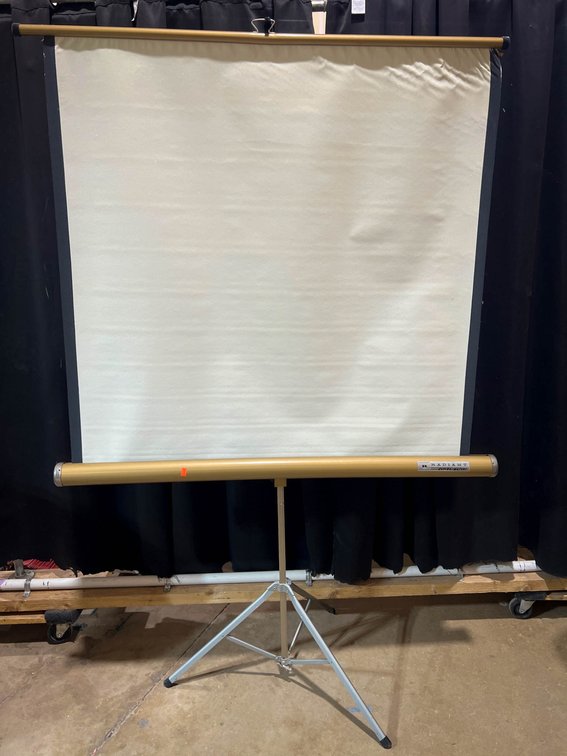 Radiant Deluxe Meteor 44×68 Inch Projector Screen with Stand