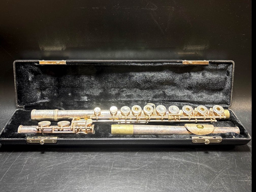 Armstrong 53B Series Flute with Hard Case, Made in USA