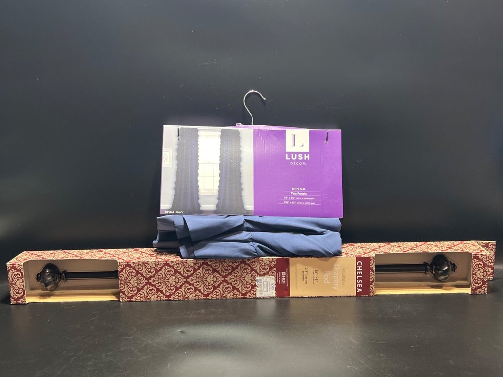 Chelsea Collection Drapery Rod and Lush Decor Reyna Navy Panels